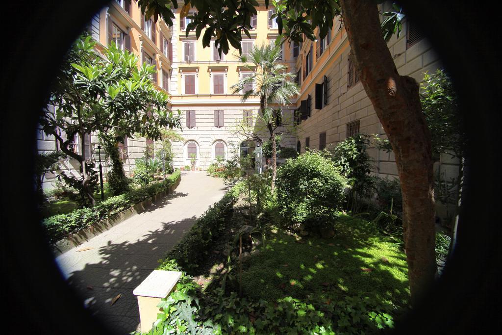 Elegance Bed & Breakfast Rome Exterior photo